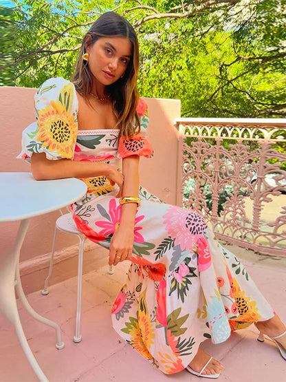 Vestido acampanado de manga acampanada